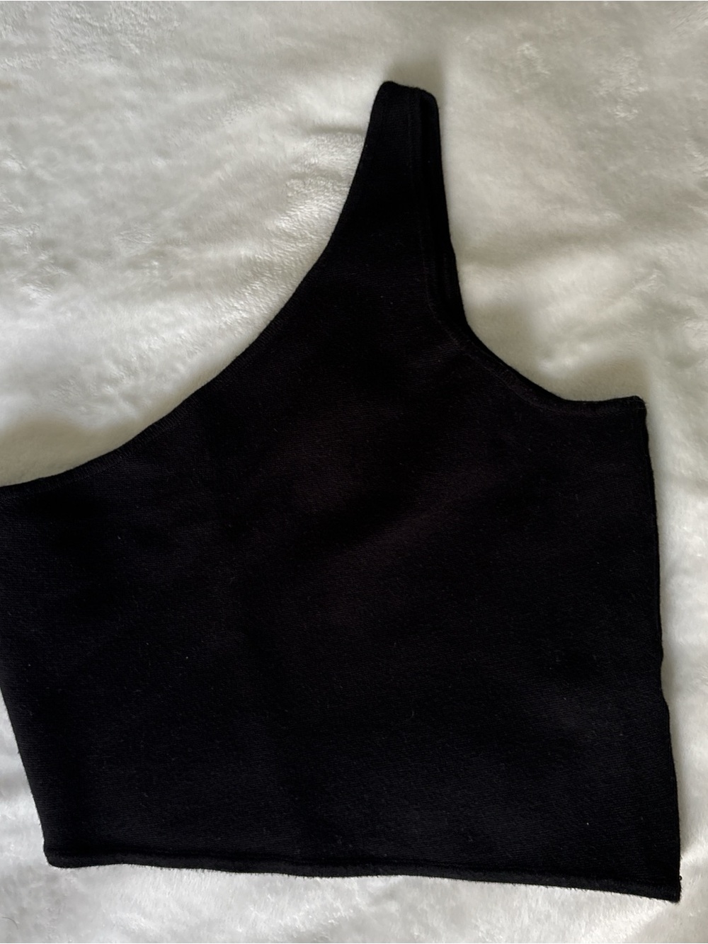 House of Harlow 1960 Black One-Shoulder Crop Top